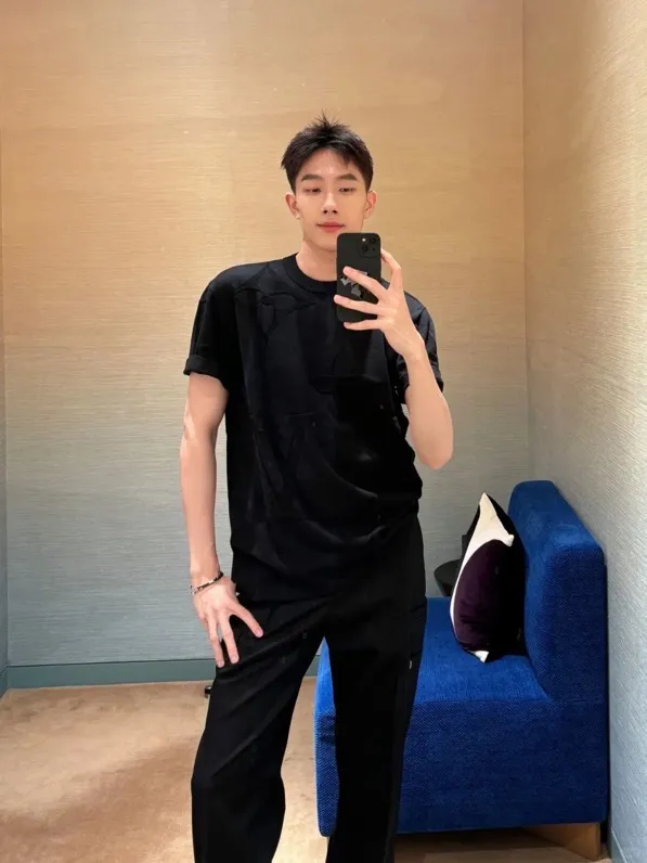 Model picture